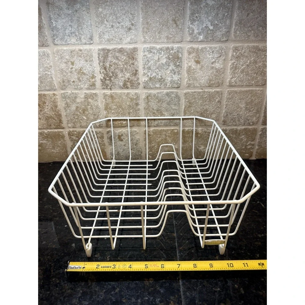 Rubbermaid this vintage